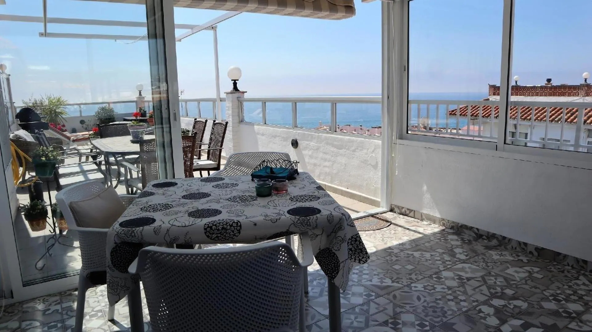 Apartment Ferienwohnung Fuer 2 Personen Ca 60 Qm In Nerja, Andalusien Costa Del Sol